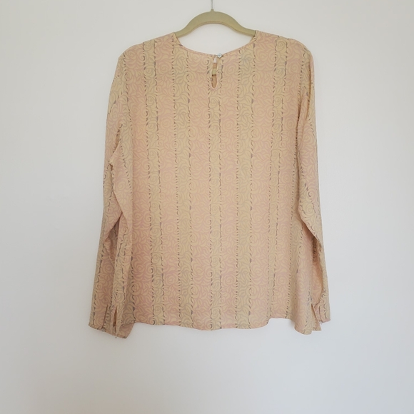 Vintage Talbots Silk Top with Cream and Pink Swirls Size 18 - Picture 3 of 9